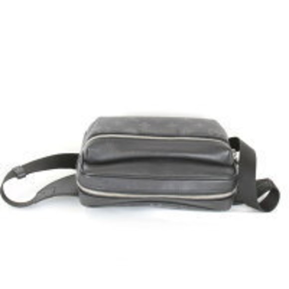 Louis Vuitton Taiga Lama Bum Bag Body Eclipse Black waist pouch Black - Picture 3 of 9